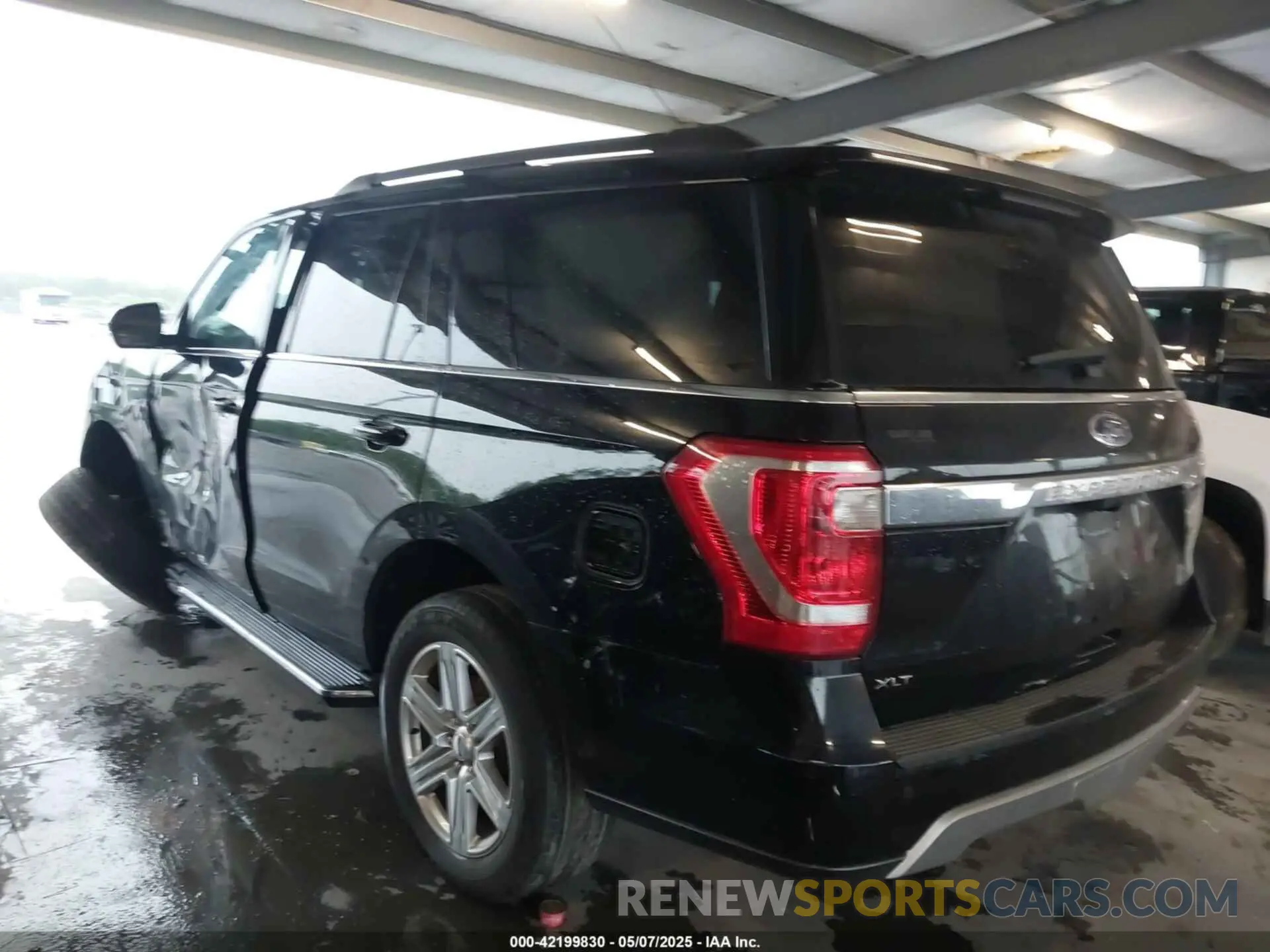 3 Photograph of a damaged car 1FMJU1HTXLEA13726 FORD EXPEDITION 2020