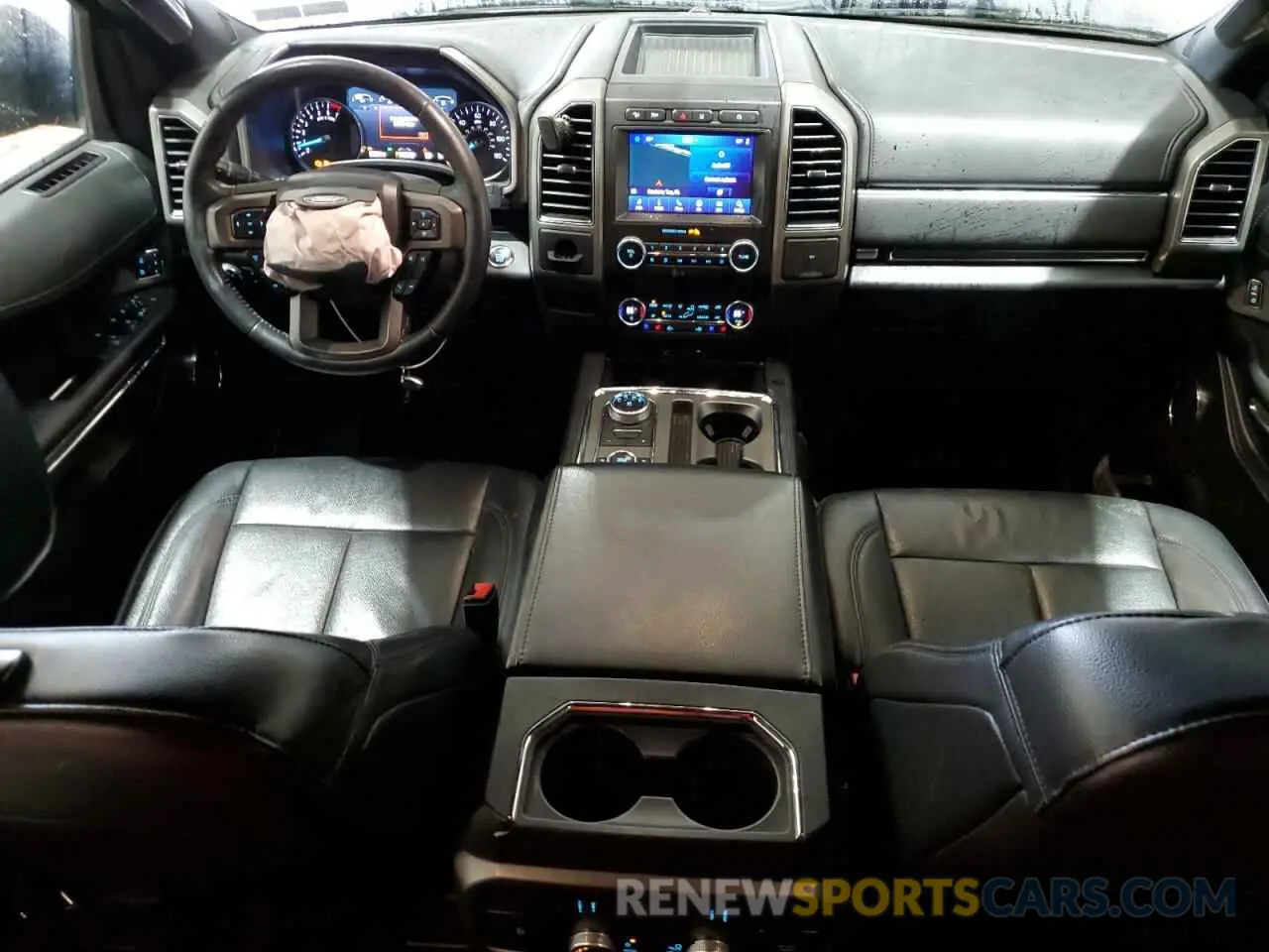 8 Photograph of a damaged car 1FMJU1JT1LEA40968 FORD EXPEDITION 2020