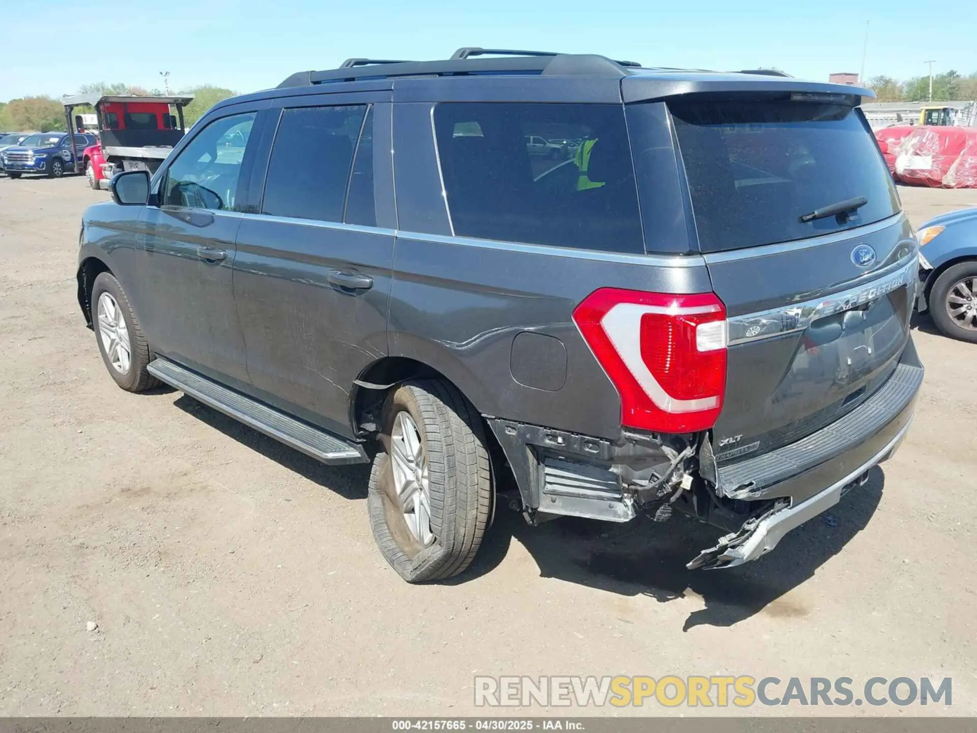 3 Photograph of a damaged car 1FMJU1JT2LEA72246 FORD EXPEDITION 2020