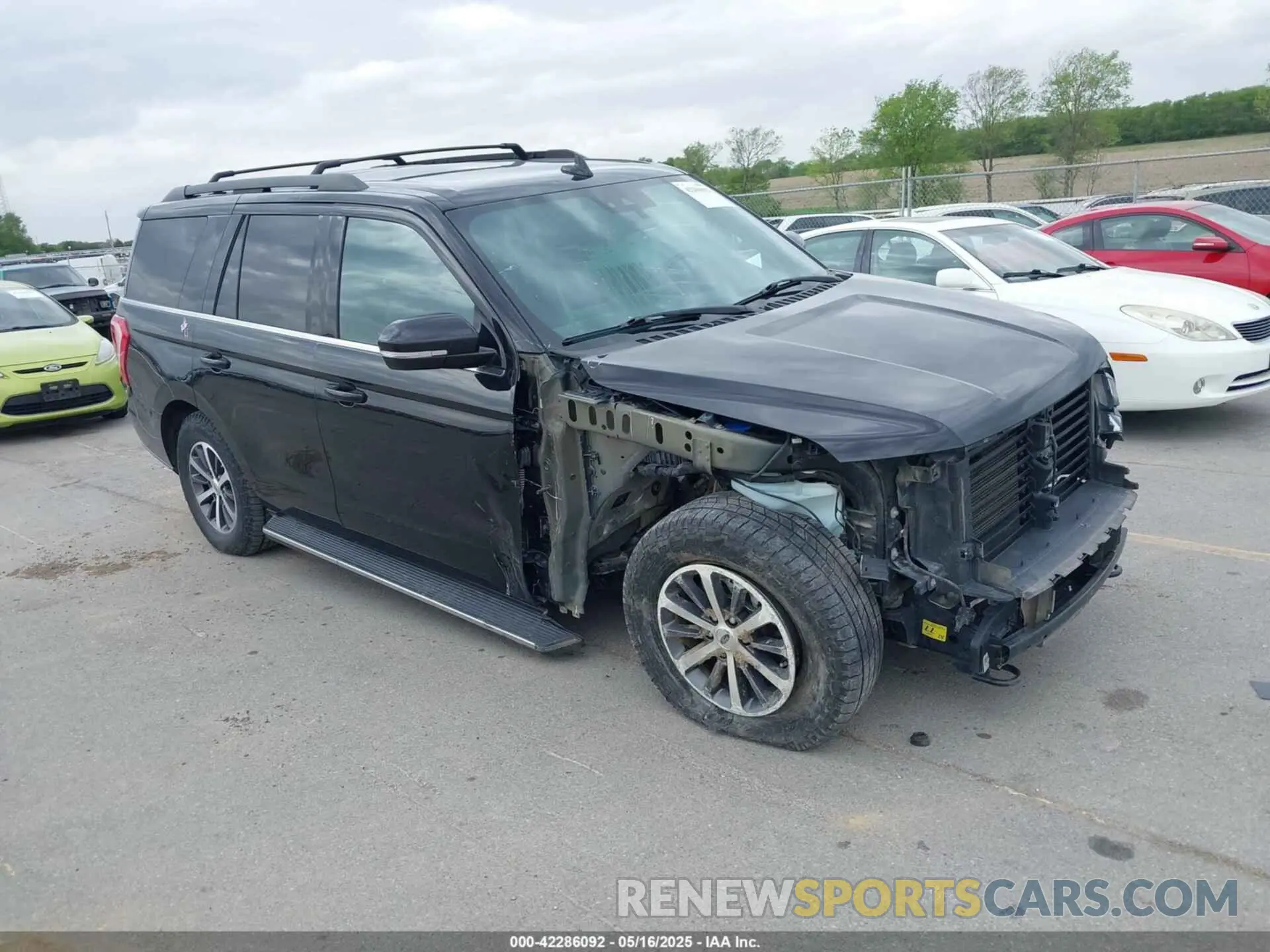 1 Photograph of a damaged car 1FMJU1JT3LEA15408 FORD EXPEDITION 2020
