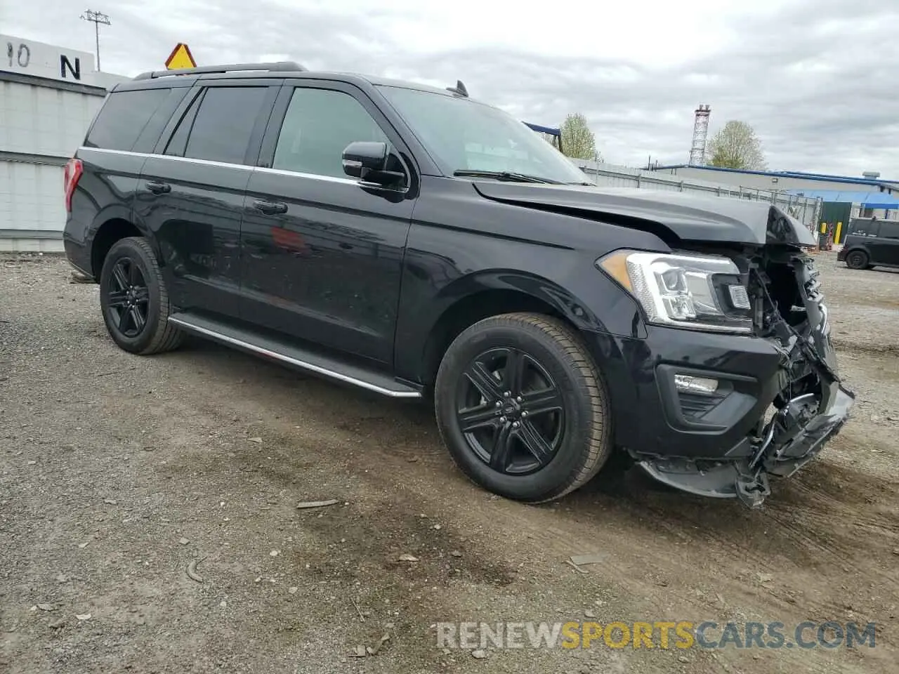 4 Photograph of a damaged car 1FMJU1JT7LEA70606 FORD EXPEDITION 2020