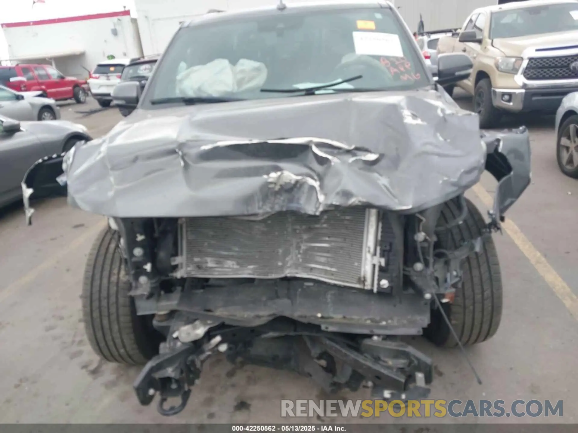 11 Photograph of a damaged car 1FMJU1JT8LEA13492 FORD EXPEDITION 2020
