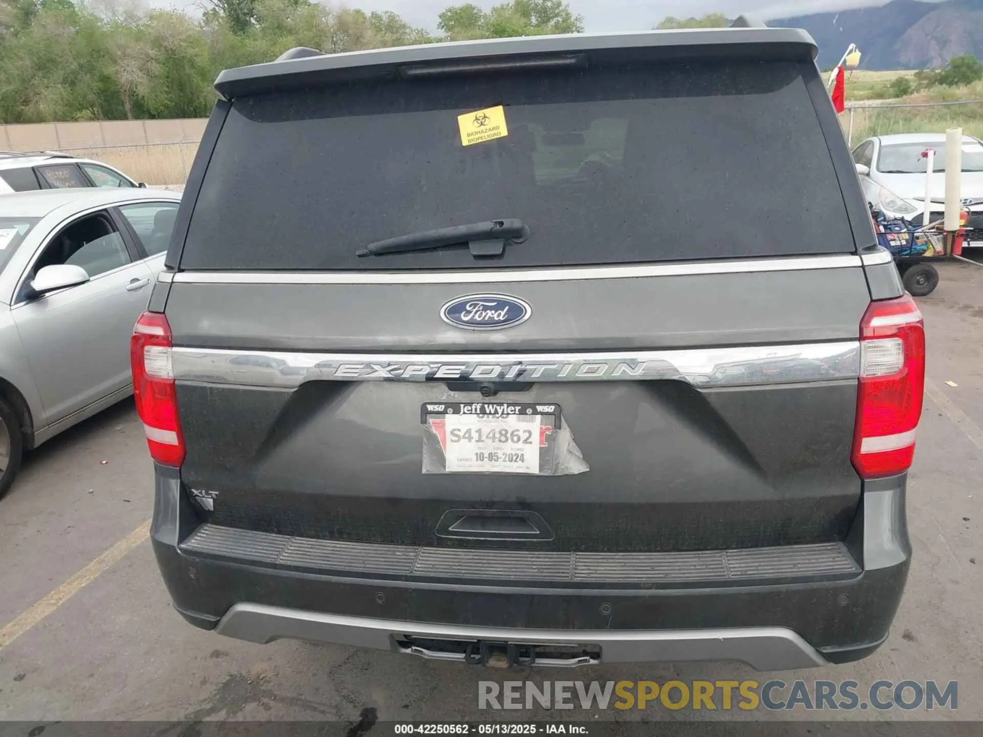 15 Photograph of a damaged car 1FMJU1JT8LEA13492 FORD EXPEDITION 2020