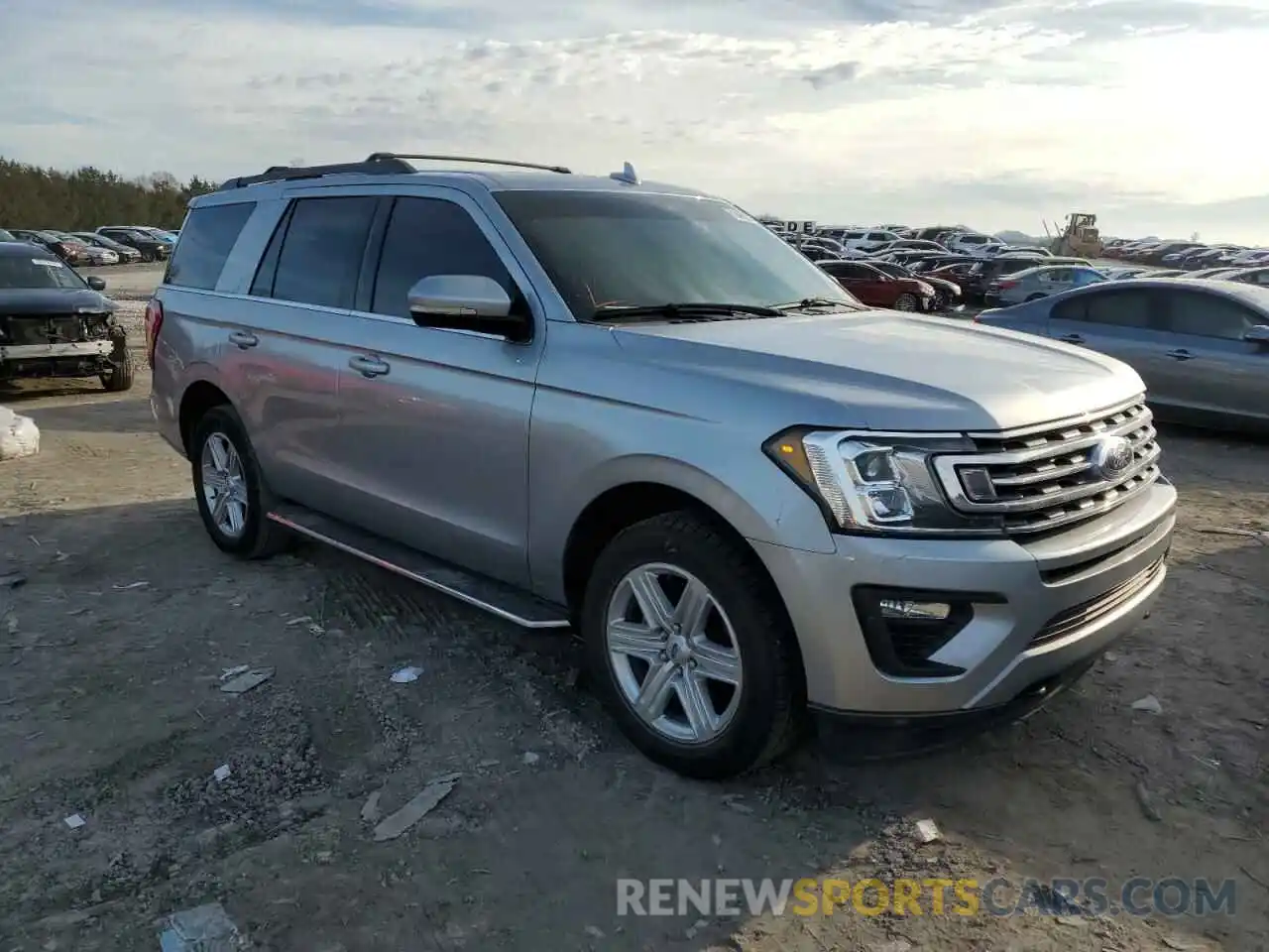 4 Photograph of a damaged car 1FMJU1JT8LEA32852 FORD EXPEDITION 2020