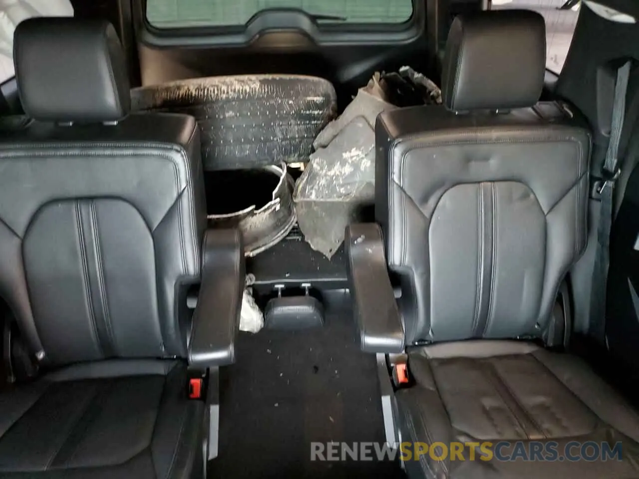10 Photograph of a damaged car 1FMJU1KT4LEA07929 FORD EXPEDITION 2020