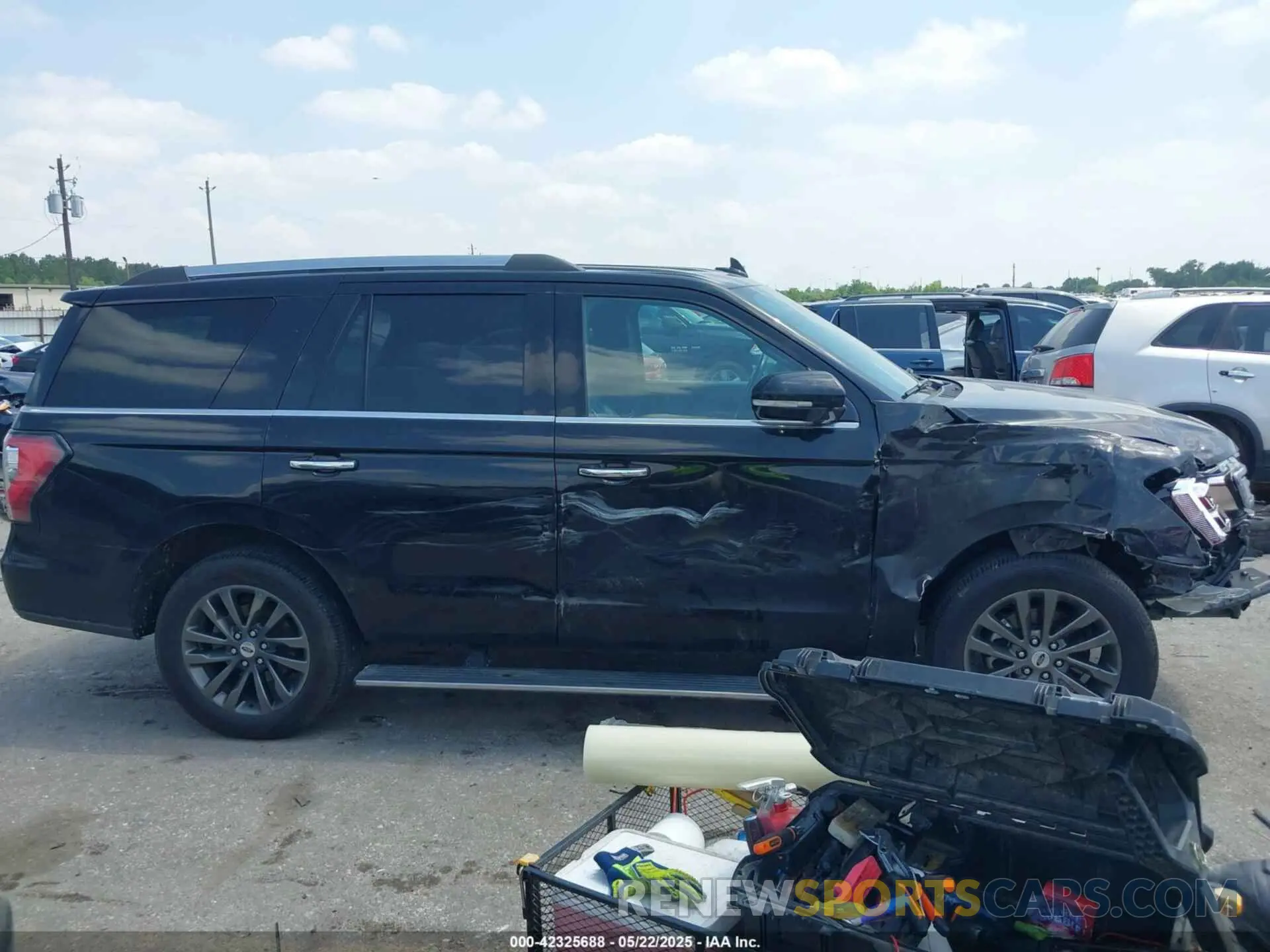 14 Photograph of a damaged car 1FMJU1KT4LEA88270 FORD EXPEDITION 2020