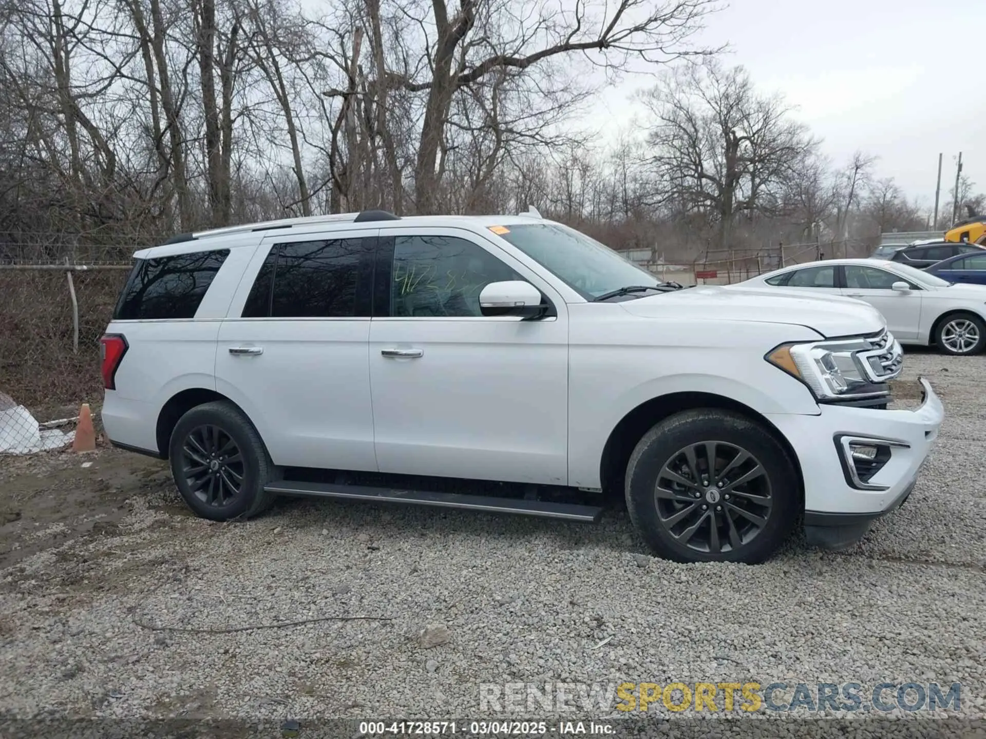 13 Photograph of a damaged car 1FMJU1KT8LEB01943 FORD EXPEDITION 2020