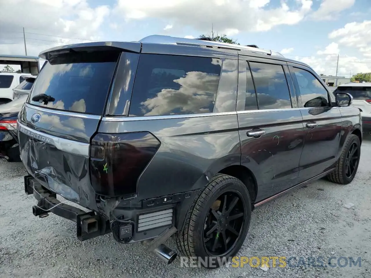 3 Photograph of a damaged car 1FMJU1LT2LEA61180 FORD EXPEDITION 2020