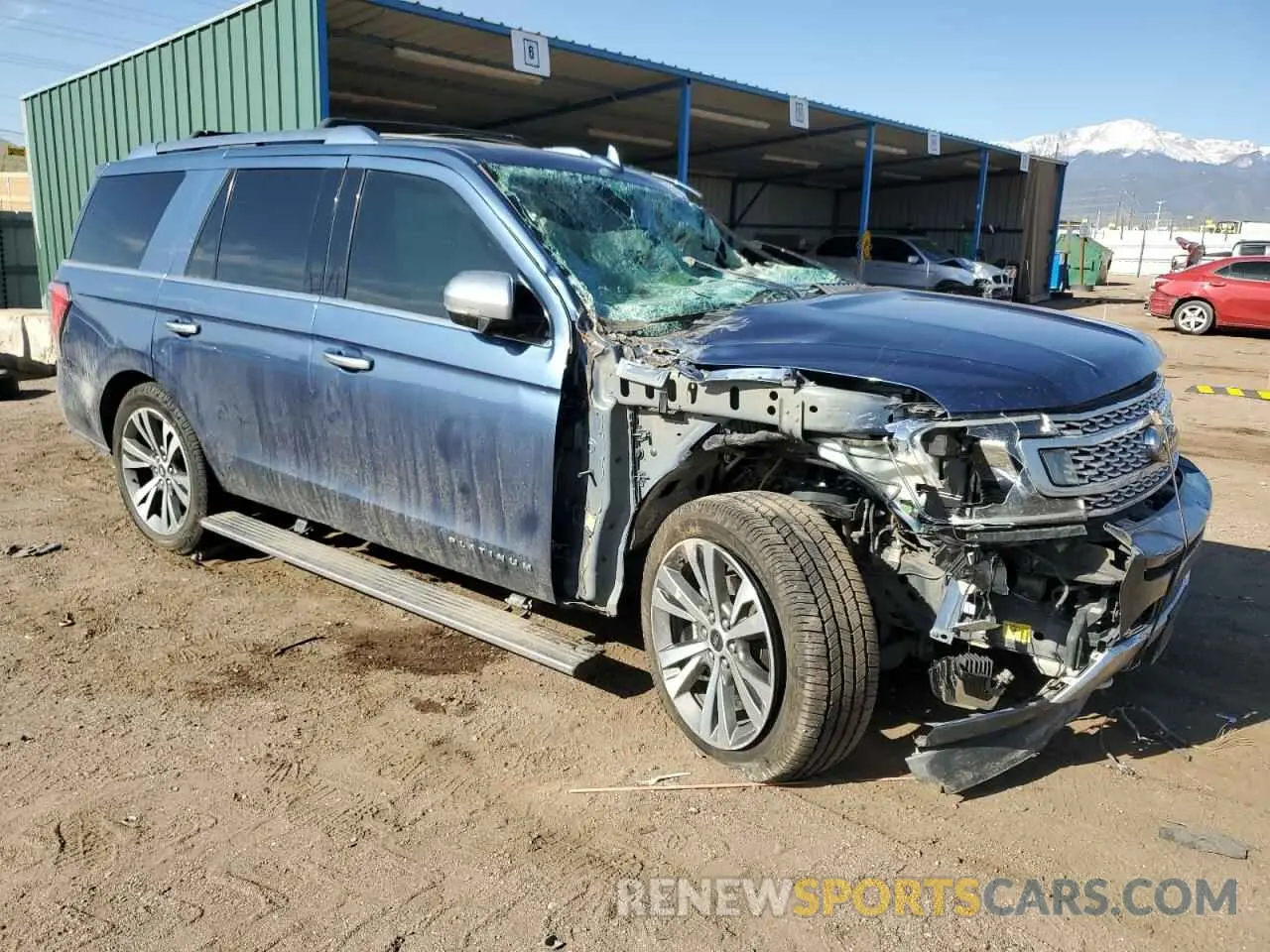 4 Photograph of a damaged car 1FMJU1MT2LEA15718 FORD EXPEDITION 2020