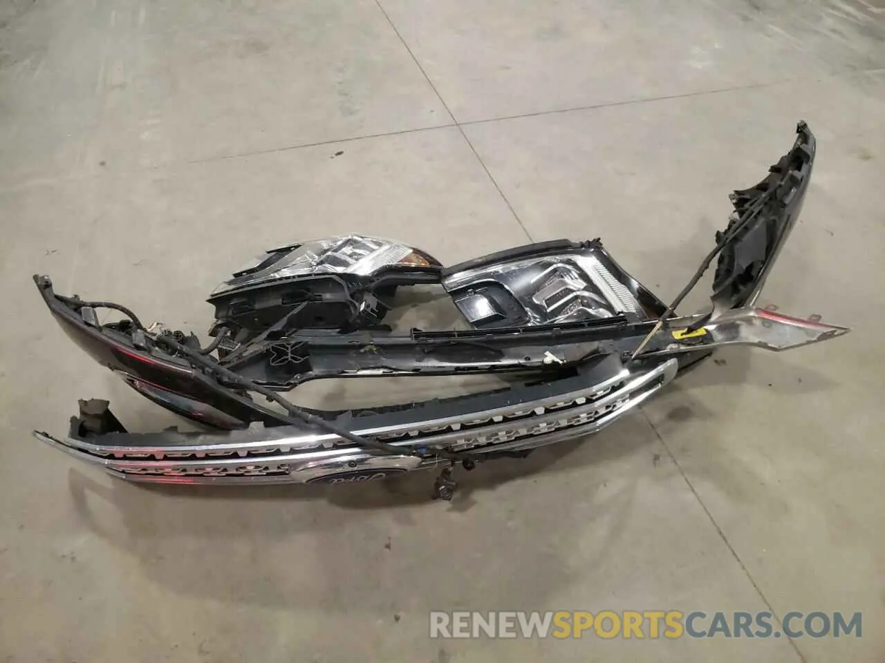 13 Photograph of a damaged car 1FMJU1MT9LEA37876 FORD EXPEDITION 2020