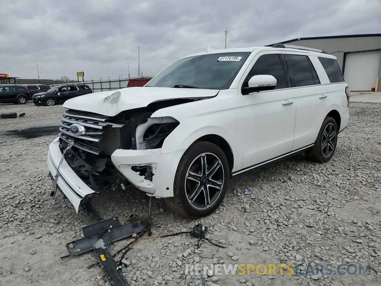 1 Photograph of a damaged car 1FMJU2AT1LEA43309 FORD EXPEDITION 2020
