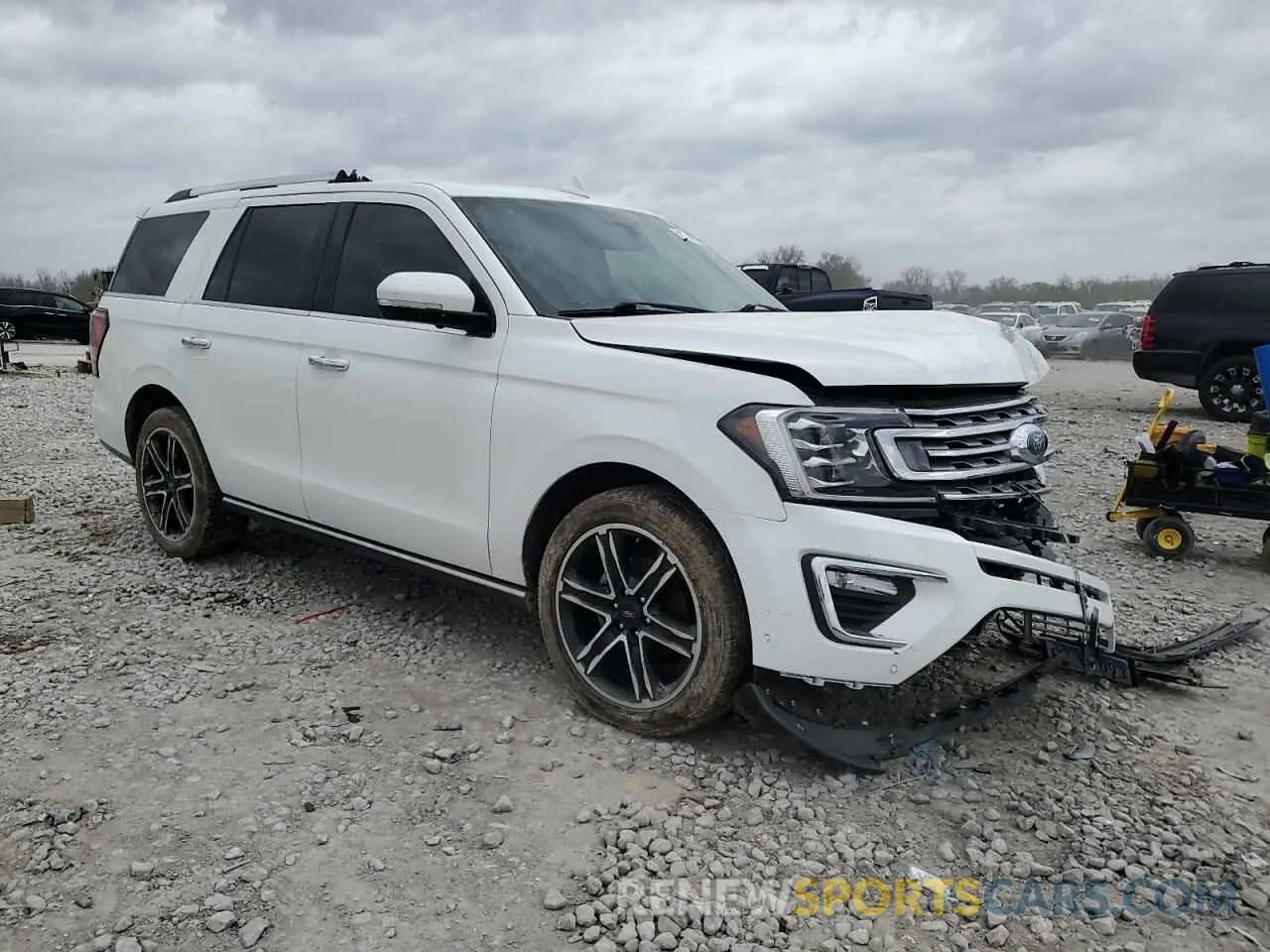 4 Photograph of a damaged car 1FMJU2AT1LEA43309 FORD EXPEDITION 2020