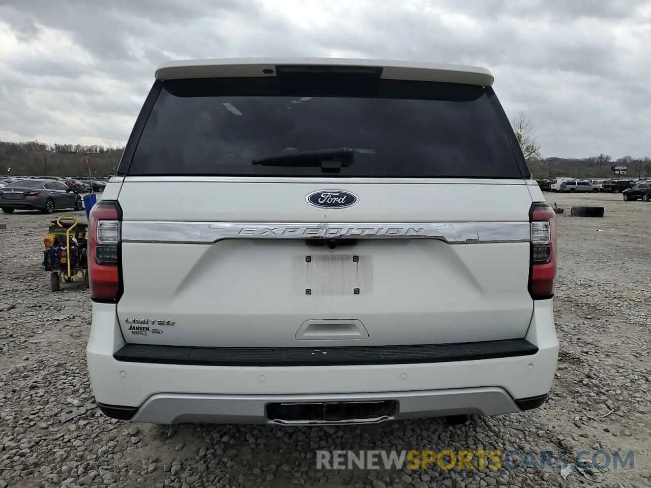 6 Photograph of a damaged car 1FMJU2AT1LEA43309 FORD EXPEDITION 2020