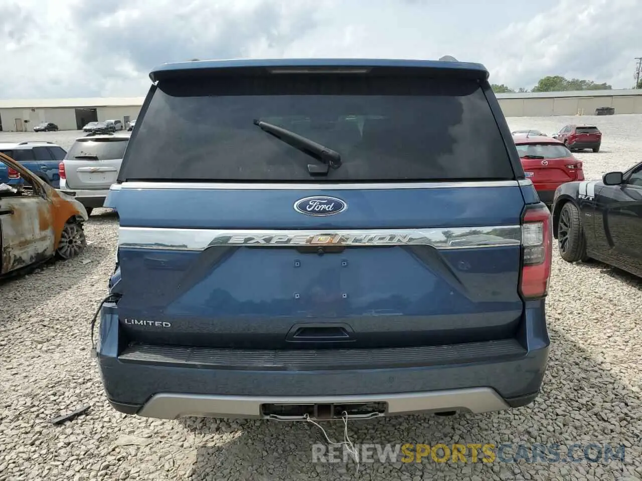 6 Photograph of a damaged car 1FMJU2AT3LEA01627 FORD EXPEDITION 2020