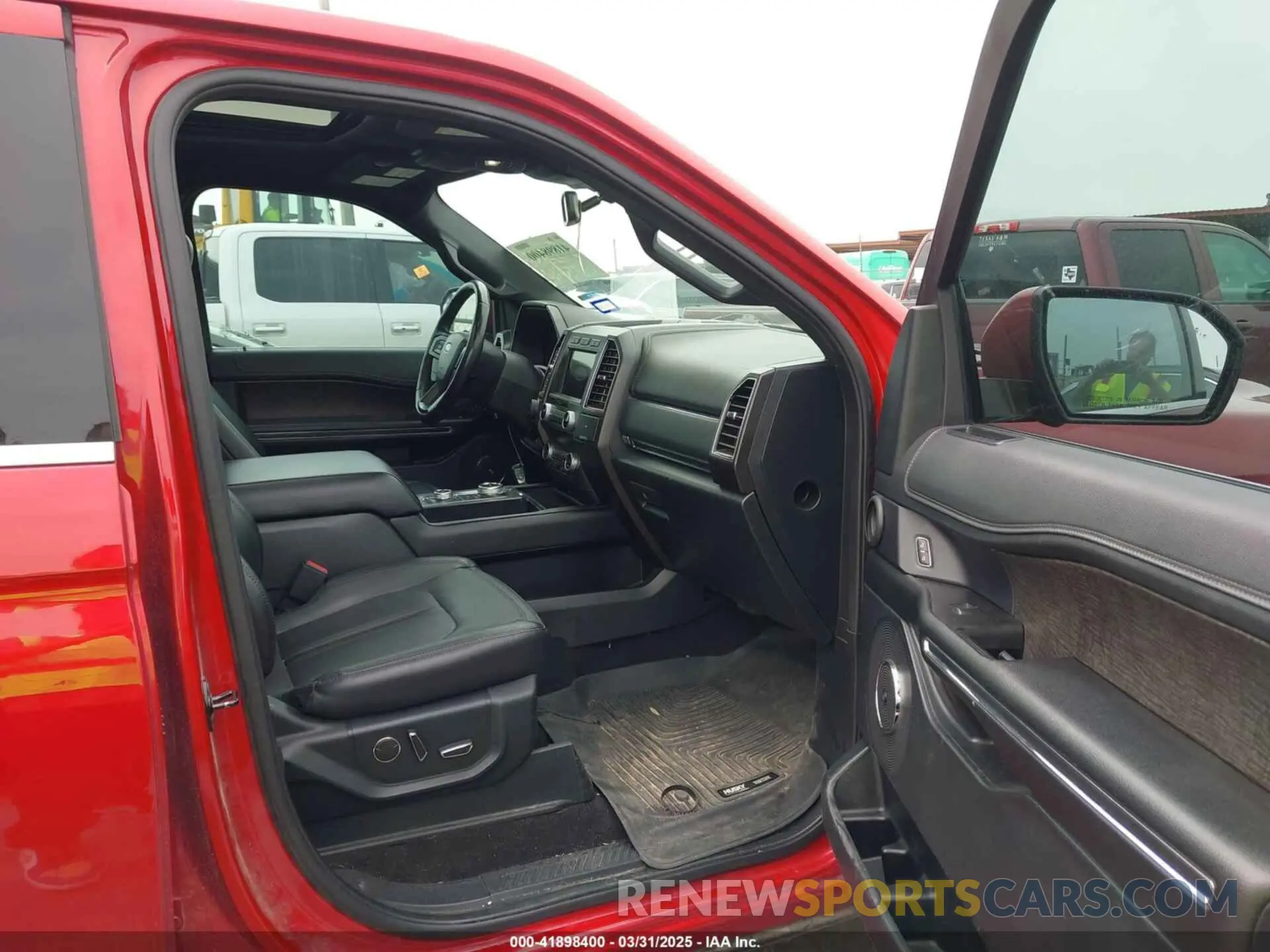 5 Photograph of a damaged car 1FMJU2AT4LEA85988 FORD EXPEDITION 2020