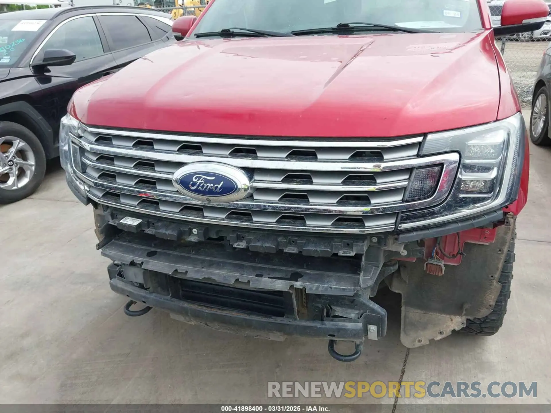 6 Photograph of a damaged car 1FMJU2AT4LEA85988 FORD EXPEDITION 2020