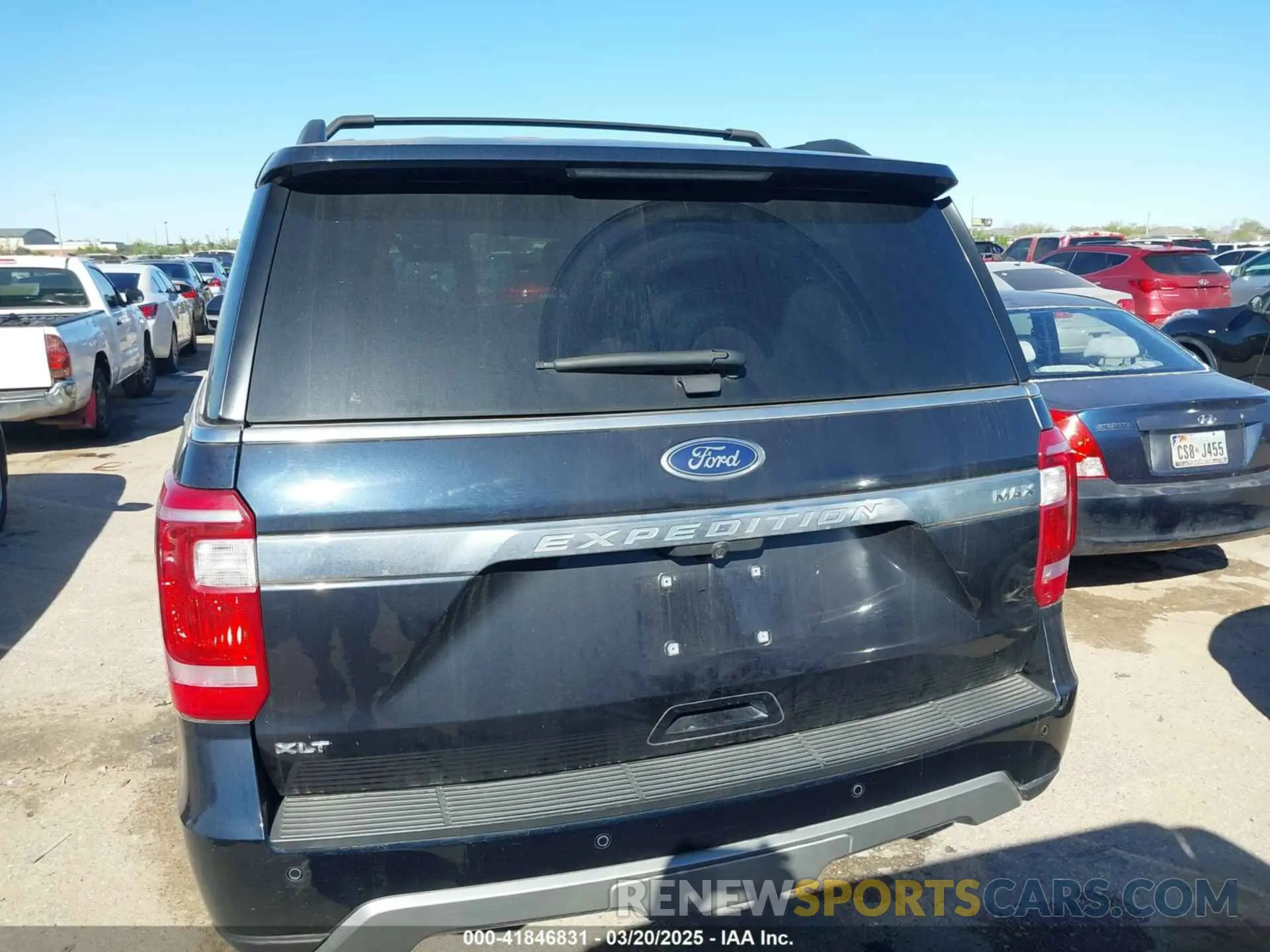 16 Photograph of a damaged car 1FMJK1HT1MEA86426 FORD EXPEDITION 2021