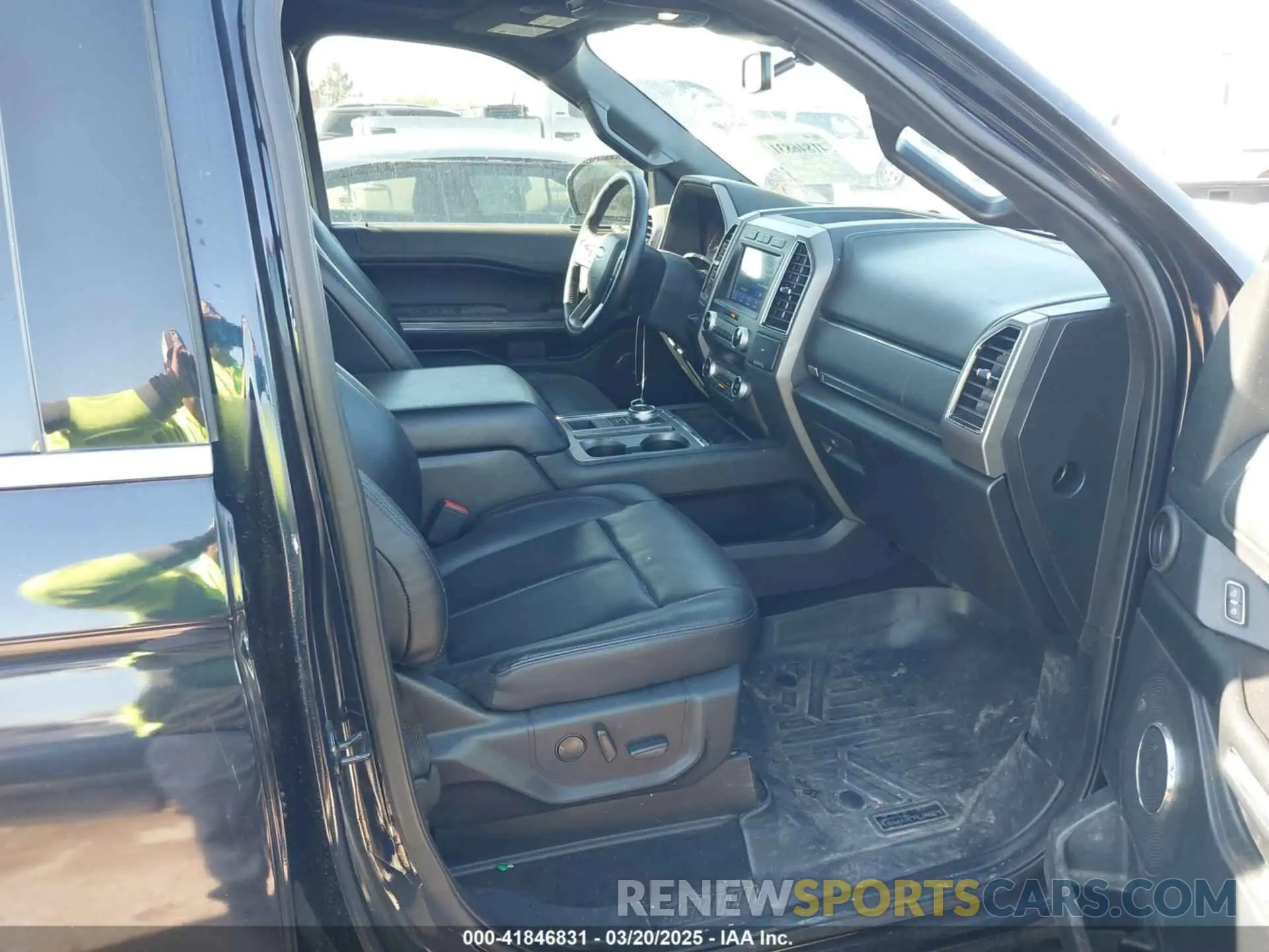 5 Photograph of a damaged car 1FMJK1HT1MEA86426 FORD EXPEDITION 2021