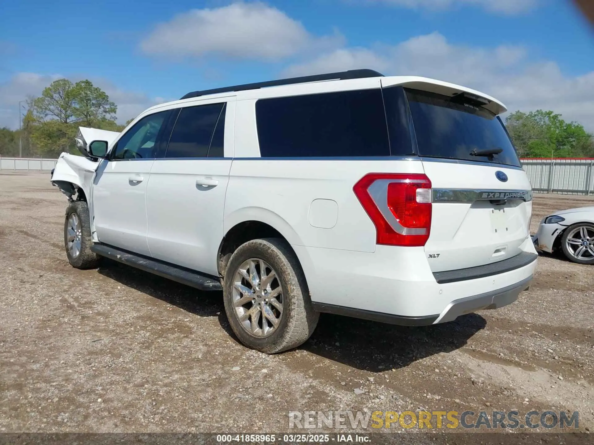 3 Photograph of a damaged car 1FMJK1HT3MEA20184 FORD EXPEDITION 2021