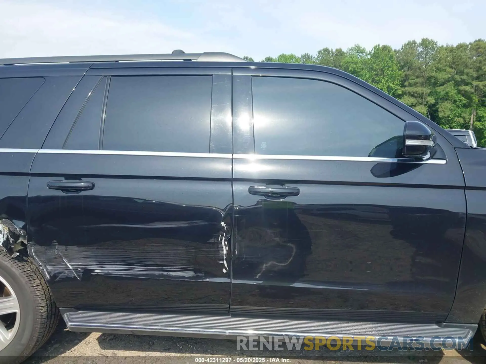 14 Photograph of a damaged car 1FMJK1HT8MEA43377 FORD EXPEDITION 2021