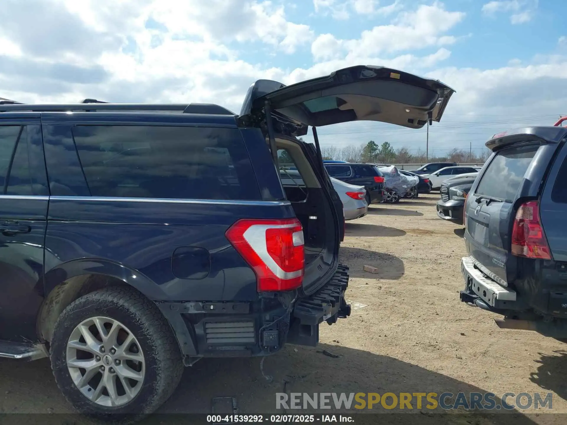 20 Photograph of a damaged car 1FMJK1HT8MEA50524 FORD EXPEDITION 2021