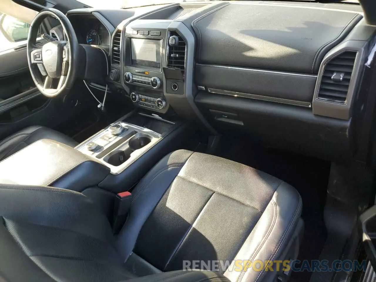 8 Photograph of a damaged car 1FMJK1JT6MEA21825 FORD EXPEDITION 2021
