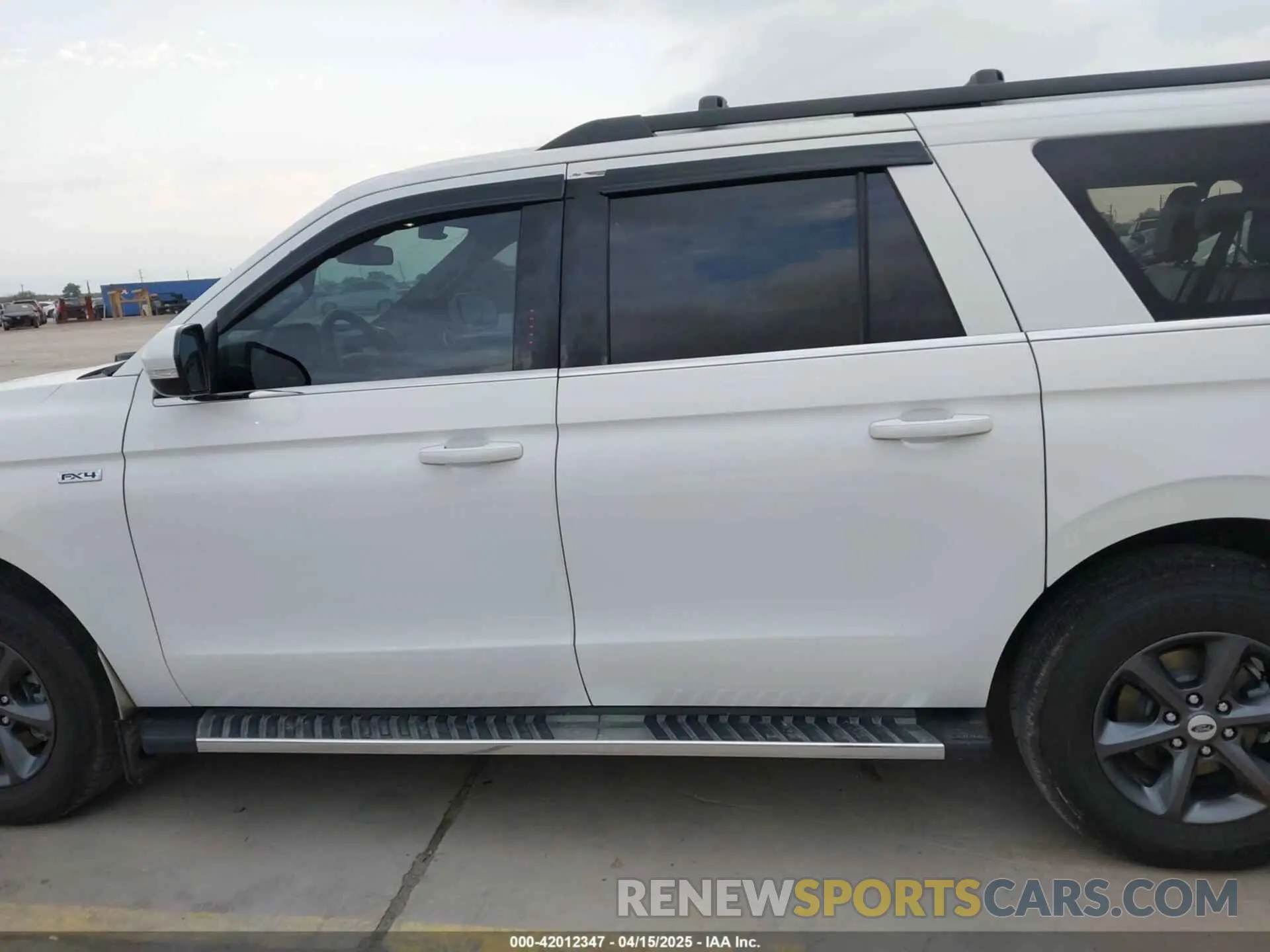 14 Photograph of a damaged car 1FMJK1JT6MEA53786 FORD EXPEDITION 2021