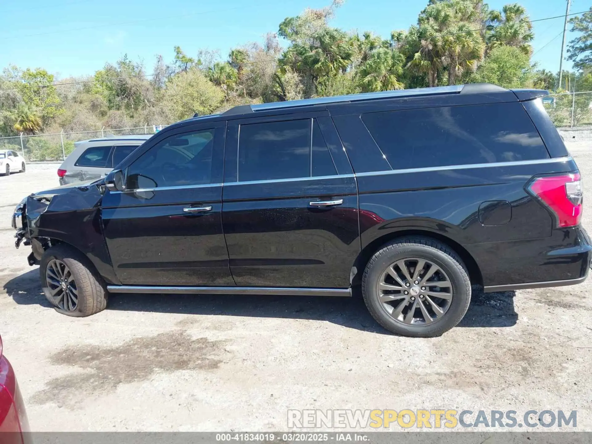 14 Photograph of a damaged car 1FMJK1KT8MEA07617 FORD EXPEDITION 2021