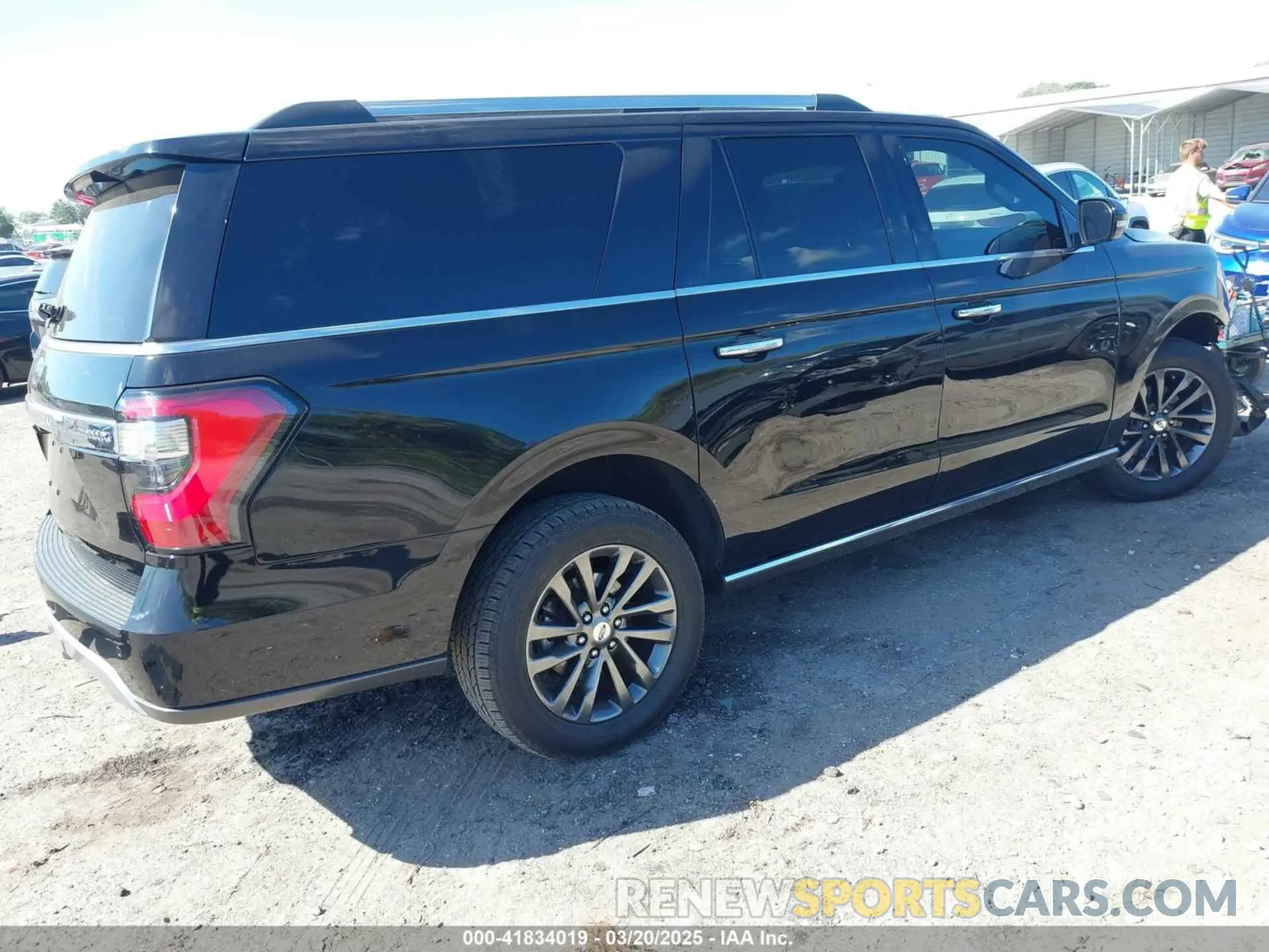 4 Photograph of a damaged car 1FMJK1KT8MEA07617 FORD EXPEDITION 2021