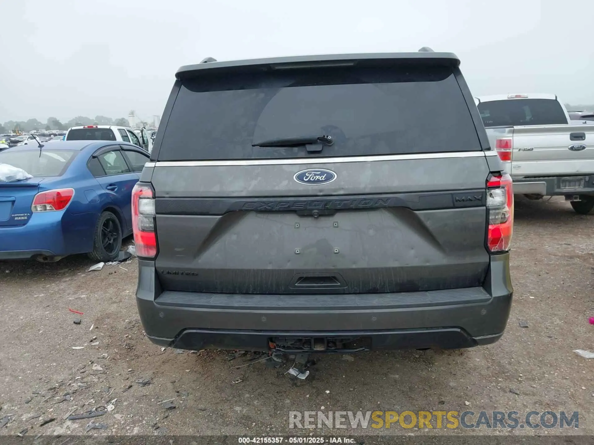 16 Photograph of a damaged car 1FMJK1KTXMEA33099 FORD EXPEDITION 2021