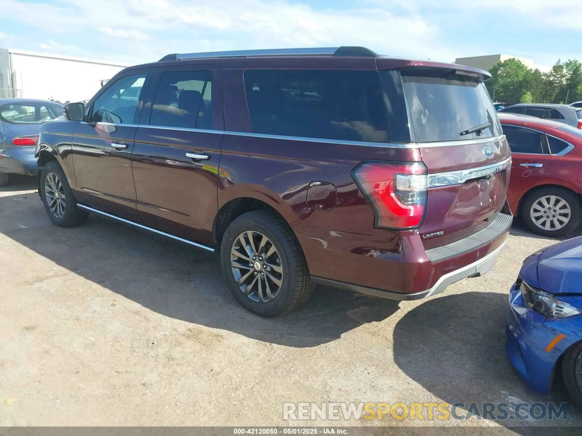 3 Photograph of a damaged car 1FMJK2AT0MEA42224 FORD EXPEDITION 2021