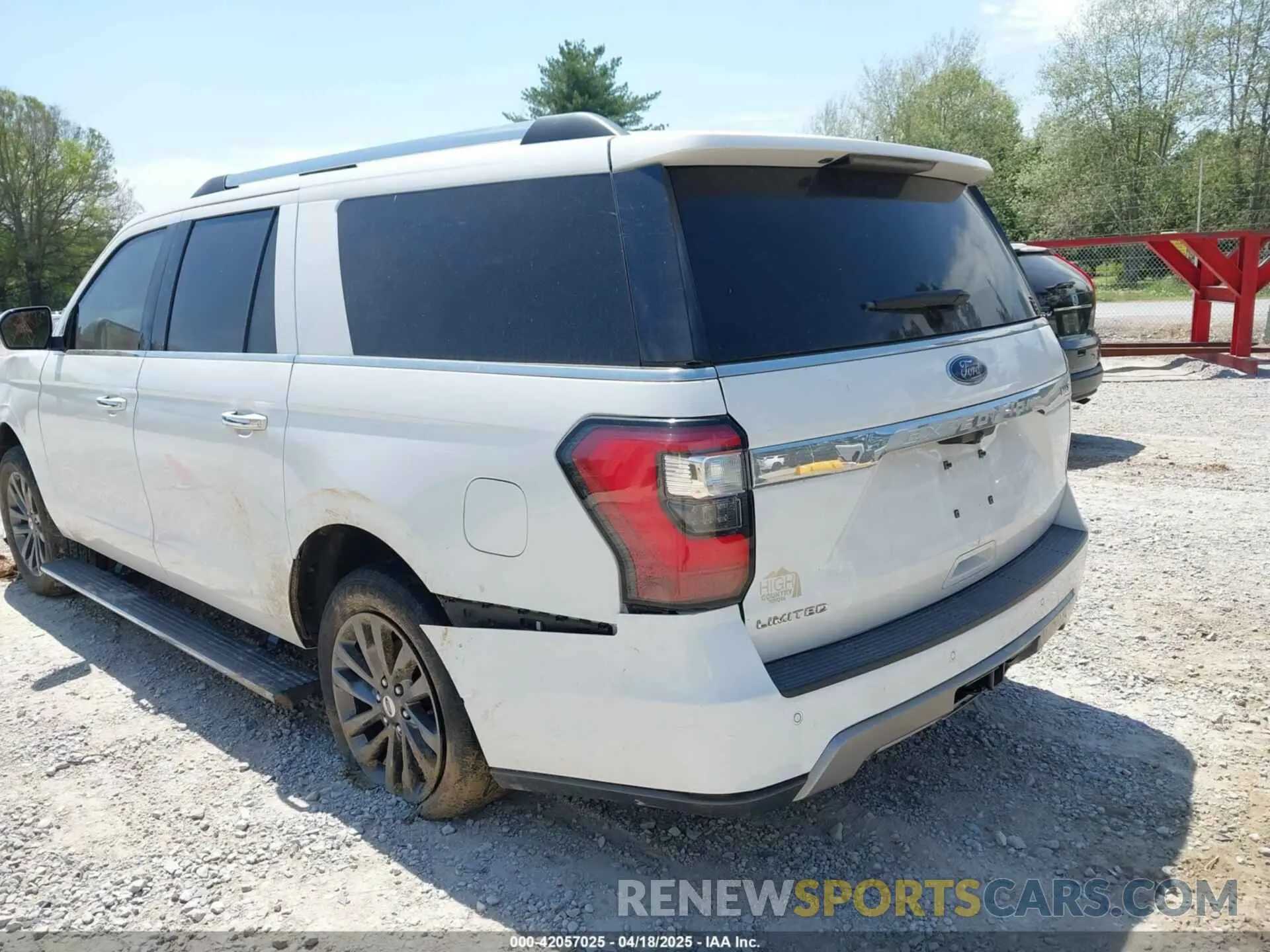 6 Photograph of a damaged car 1FMJK2AT1MEA25657 FORD EXPEDITION 2021