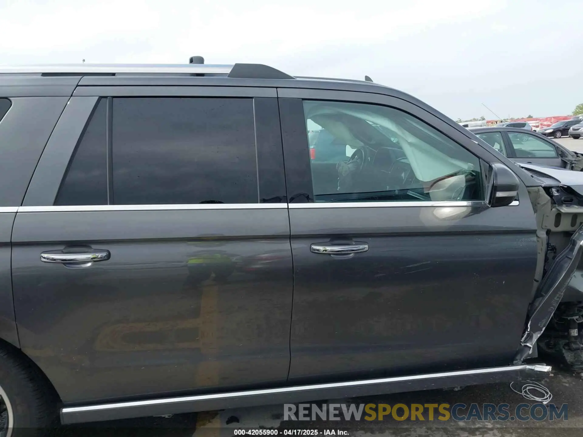14 Photograph of a damaged car 1FMJK2AT1MEA80822 FORD EXPEDITION 2021