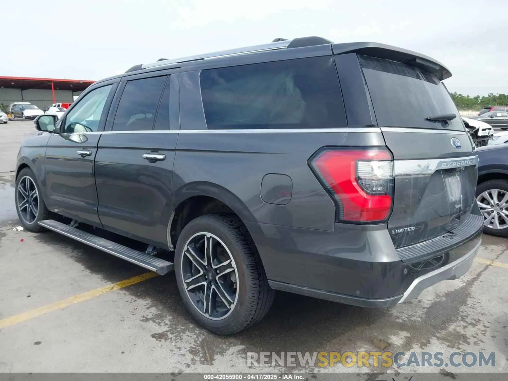 3 Photograph of a damaged car 1FMJK2AT1MEA80822 FORD EXPEDITION 2021