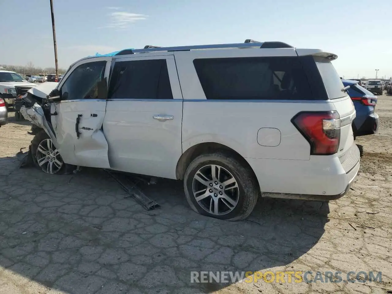 2 Photograph of a damaged car 1FMJK2AT4MEA23630 FORD EXPEDITION 2021