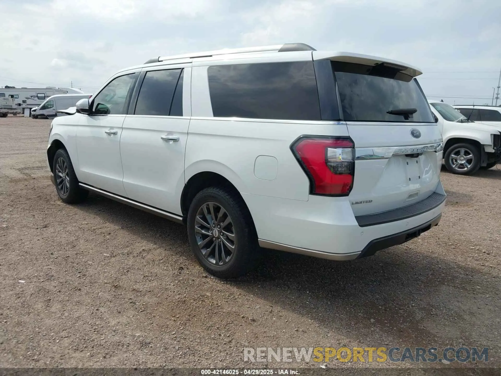 3 Photograph of a damaged car 1FMJK2AT6MEA45533 FORD EXPEDITION 2021