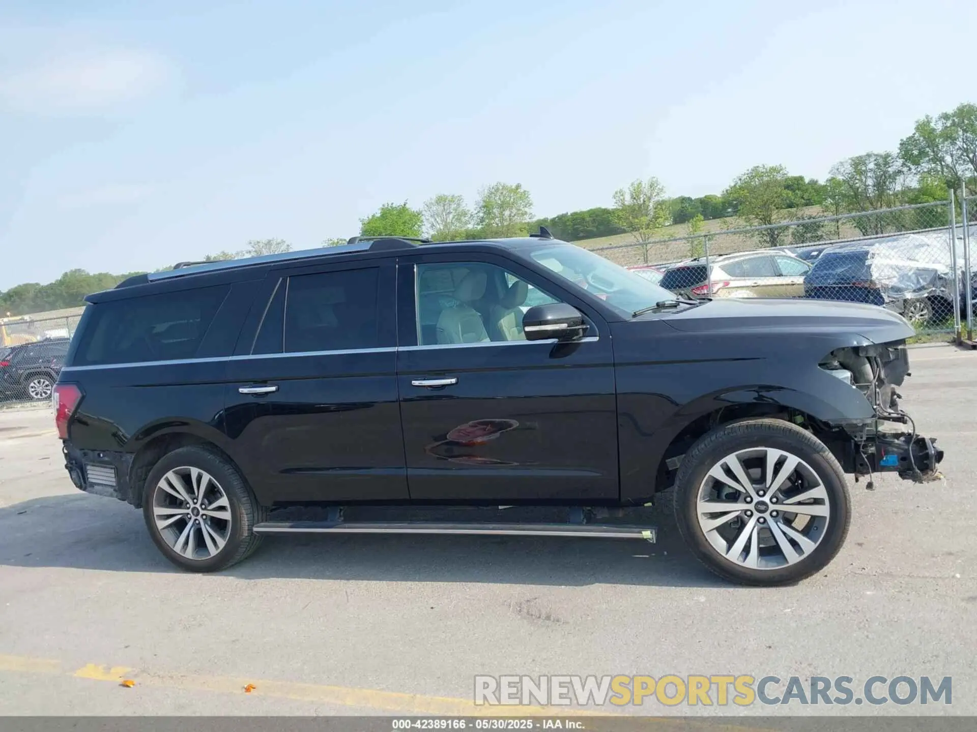 14 Photograph of a damaged car 1FMJK2AT8MEA74337 FORD EXPEDITION 2021
