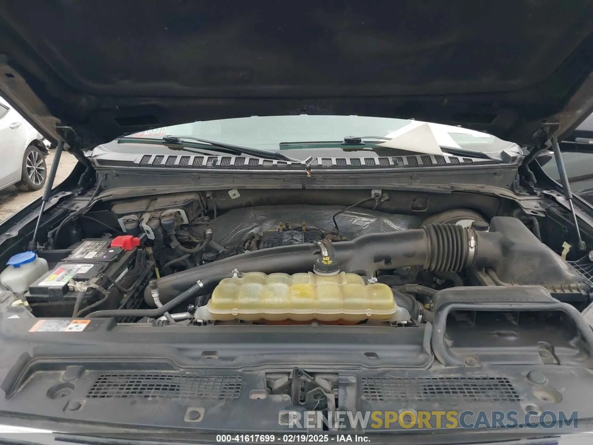 10 Photograph of a damaged car 1FMJK2AT9MEA38771 FORD EXPEDITION 2021
