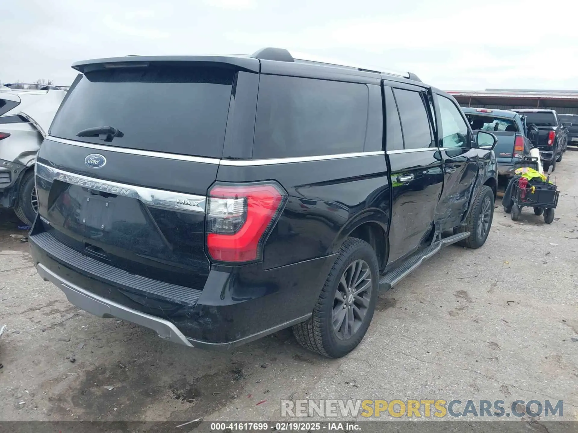 4 Photograph of a damaged car 1FMJK2AT9MEA38771 FORD EXPEDITION 2021