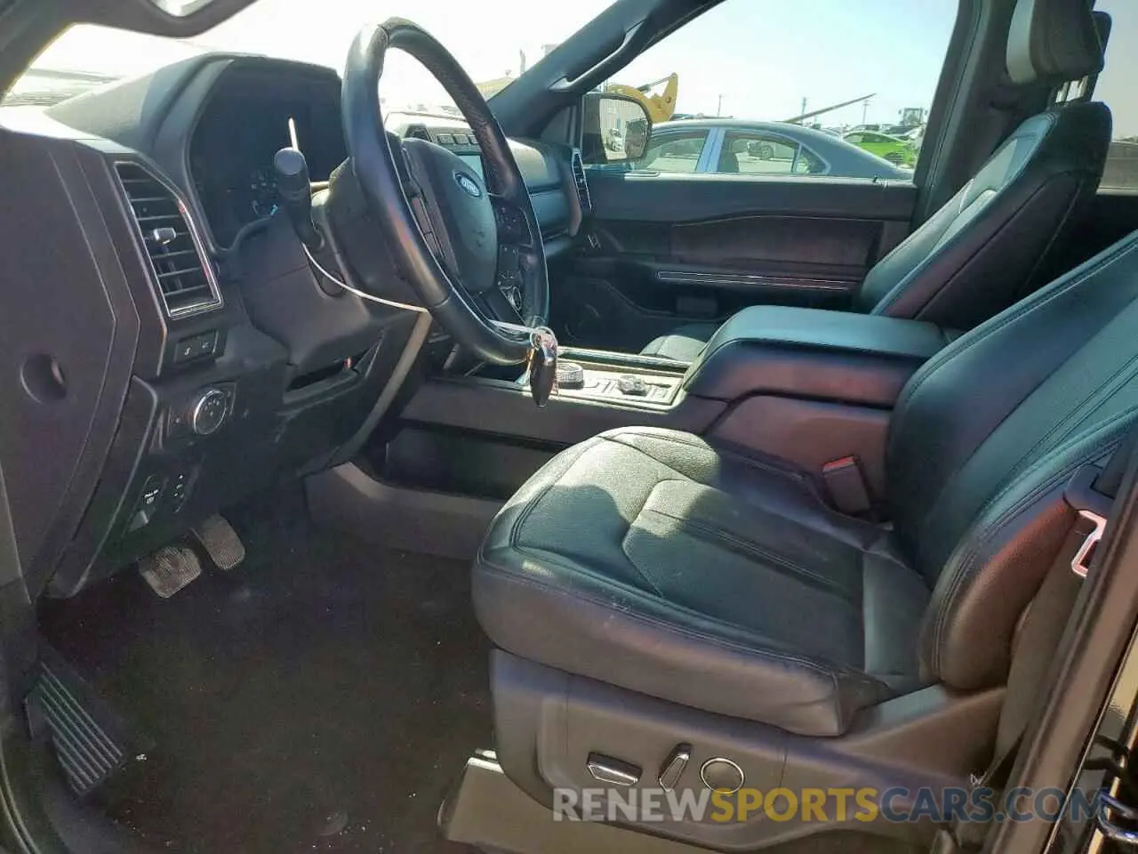 7 Photograph of a damaged car 1FMJK2AT9MEA73603 FORD EXPEDITION 2021