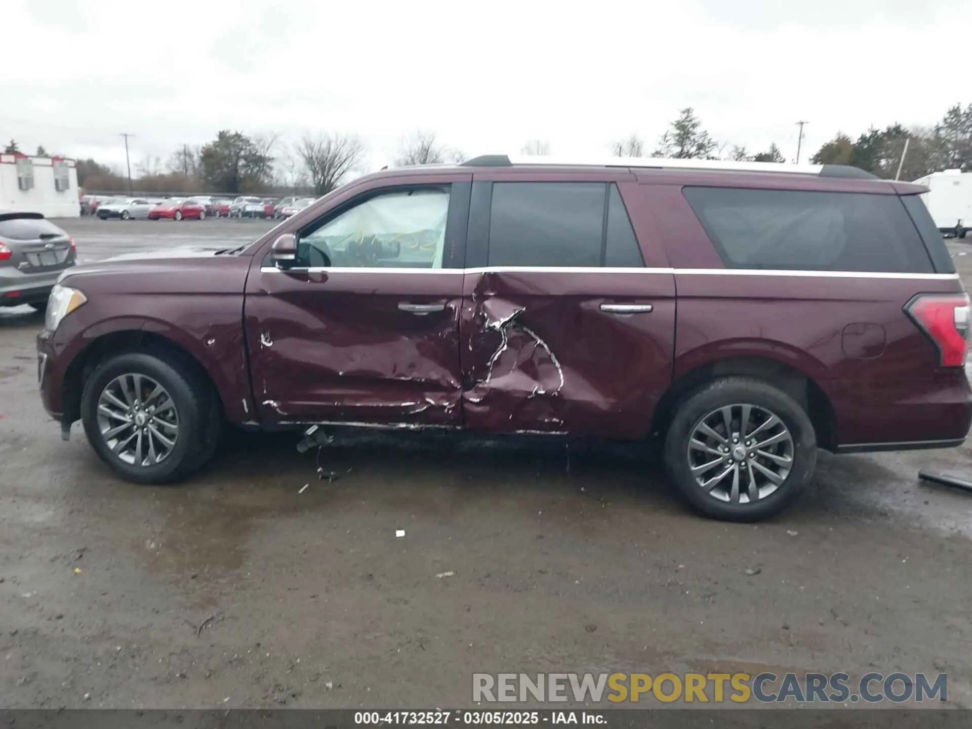 15 Photograph of a damaged car 1FMJK2ATXMEA37807 FORD EXPEDITION 2021