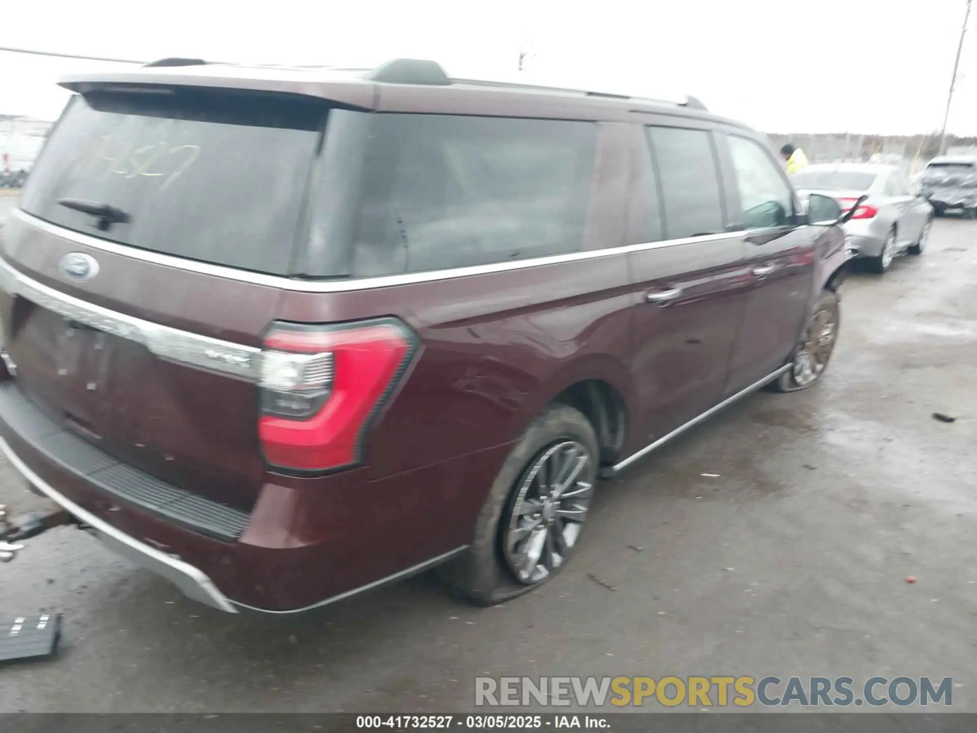 4 Photograph of a damaged car 1FMJK2ATXMEA37807 FORD EXPEDITION 2021