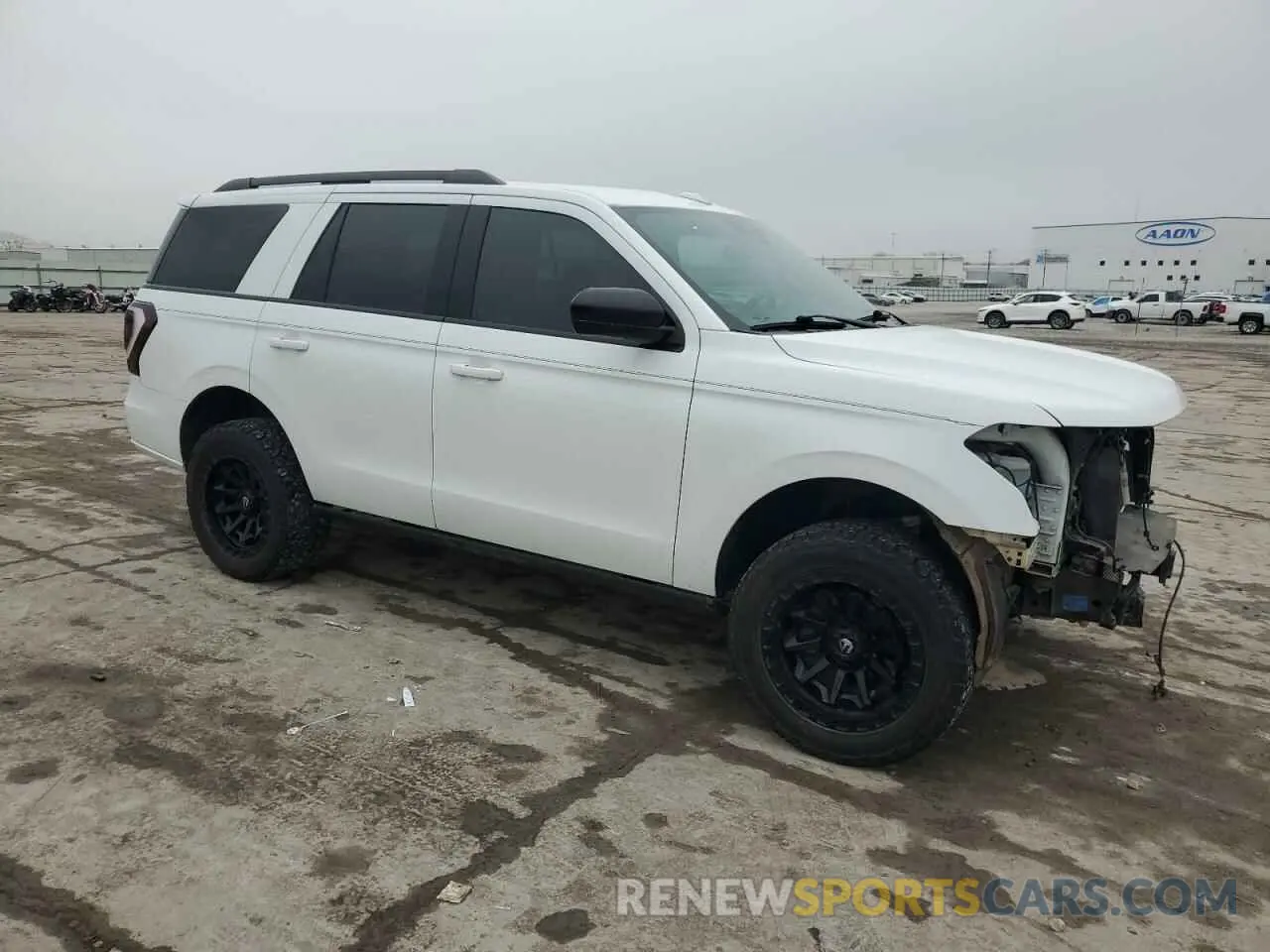 4 Photograph of a damaged car 1FMJU1GT6MEA02242 FORD EXPEDITION 2021