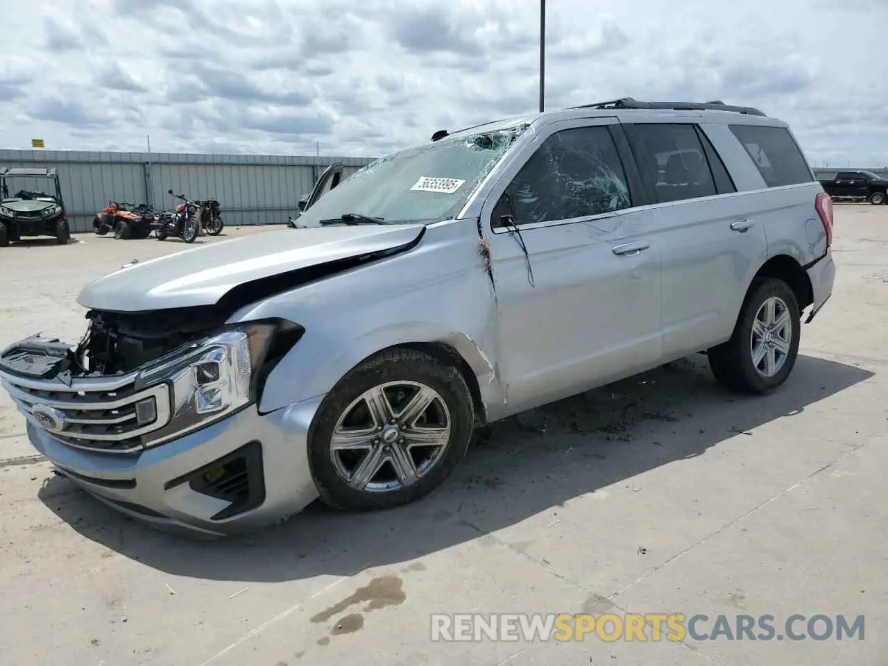 1 Photograph of a damaged car 1FMJU1HT2MEA79897 FORD EXPEDITION 2021