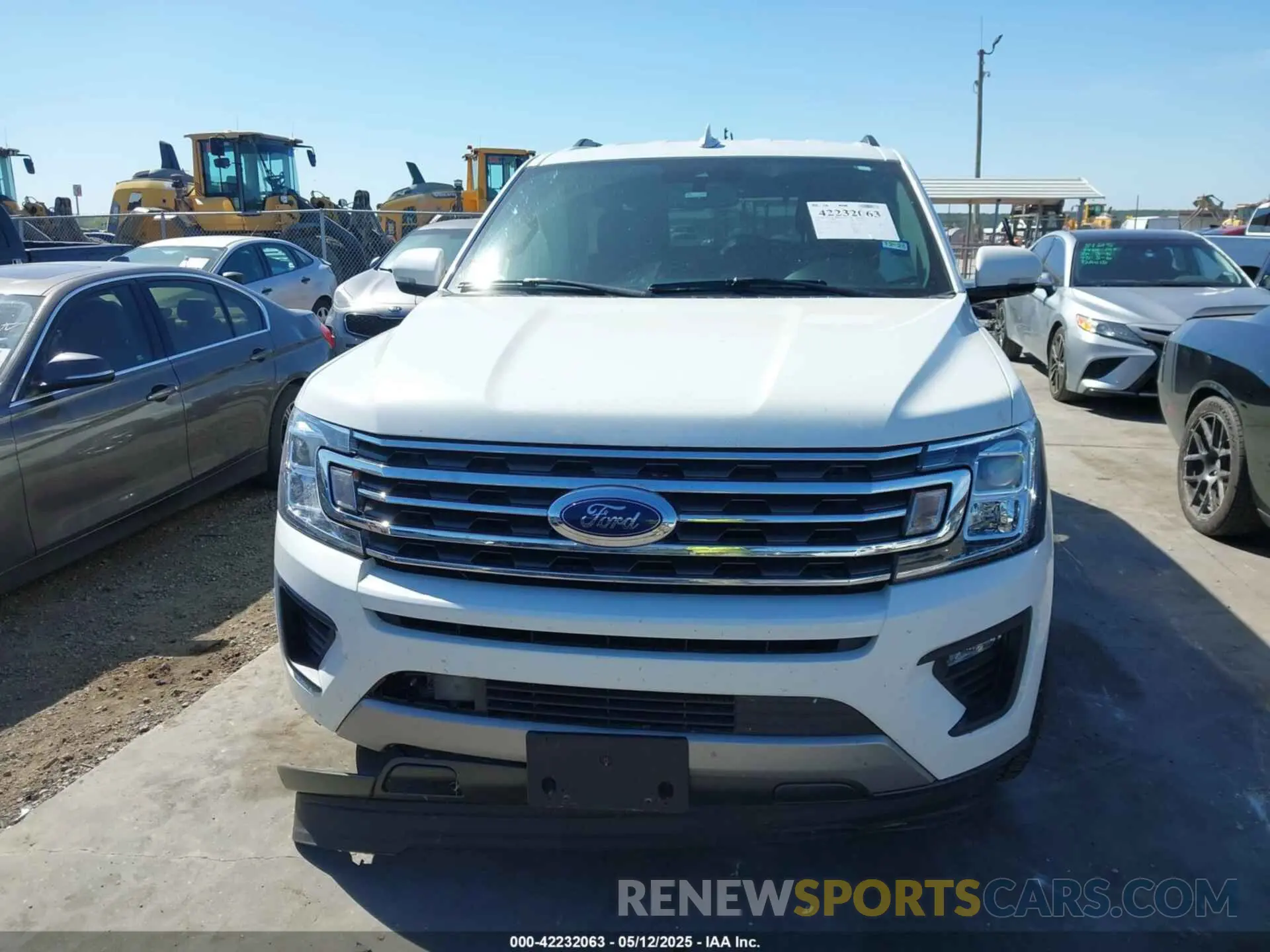 12 Photograph of a damaged car 1FMJU1HT6MEA89025 FORD EXPEDITION 2021