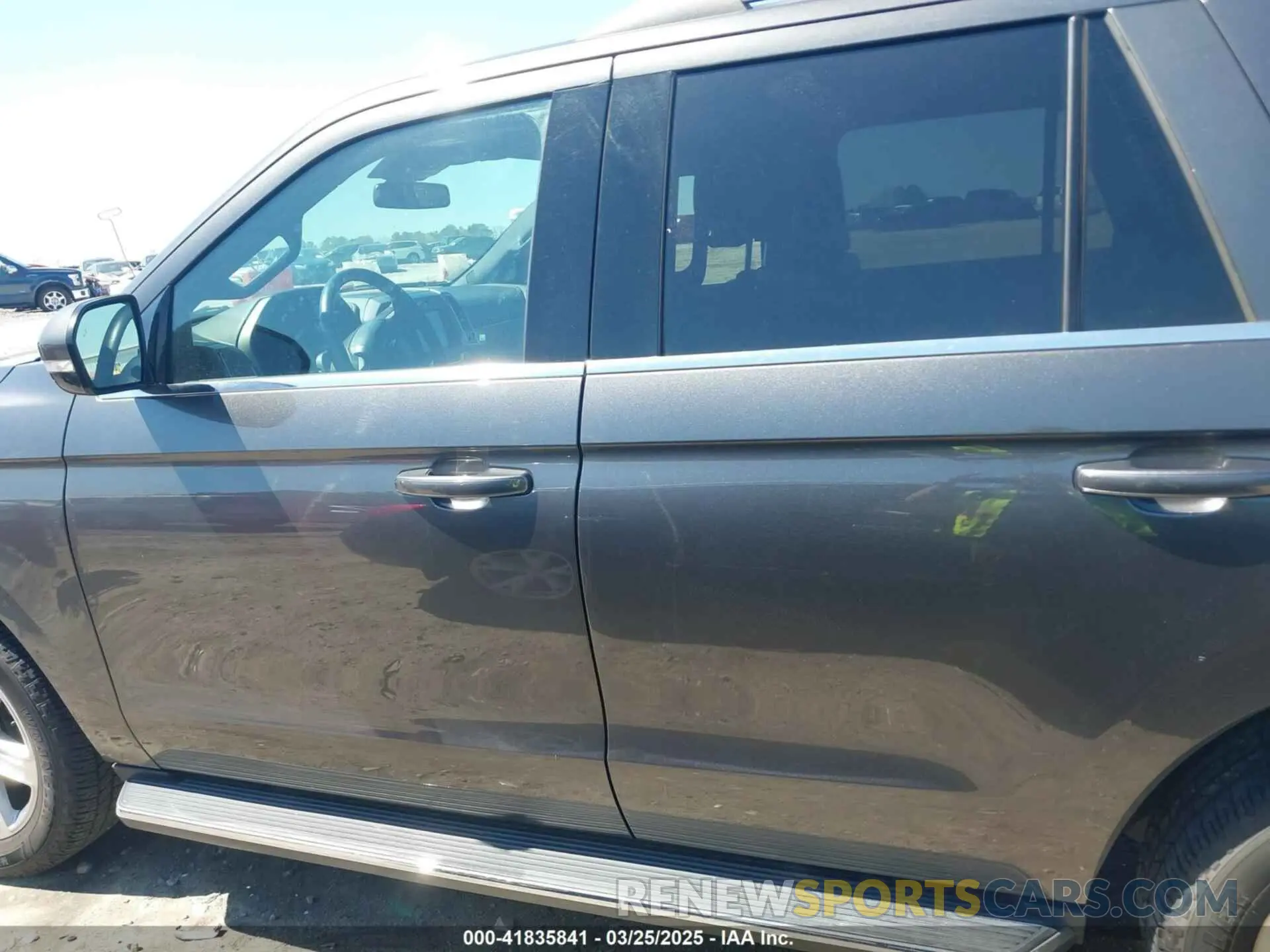 15 Photograph of a damaged car 1FMJU1HT7MEA03432 FORD EXPEDITION 2021