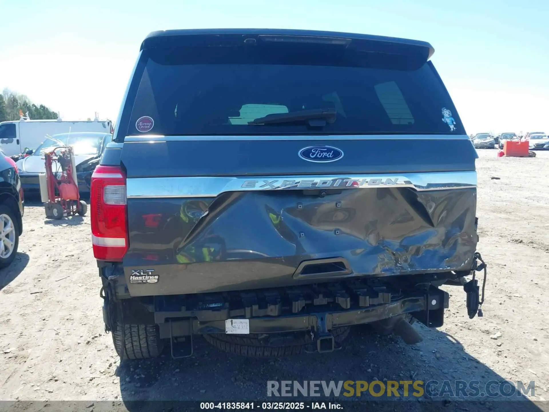 6 Photograph of a damaged car 1FMJU1HT7MEA03432 FORD EXPEDITION 2021