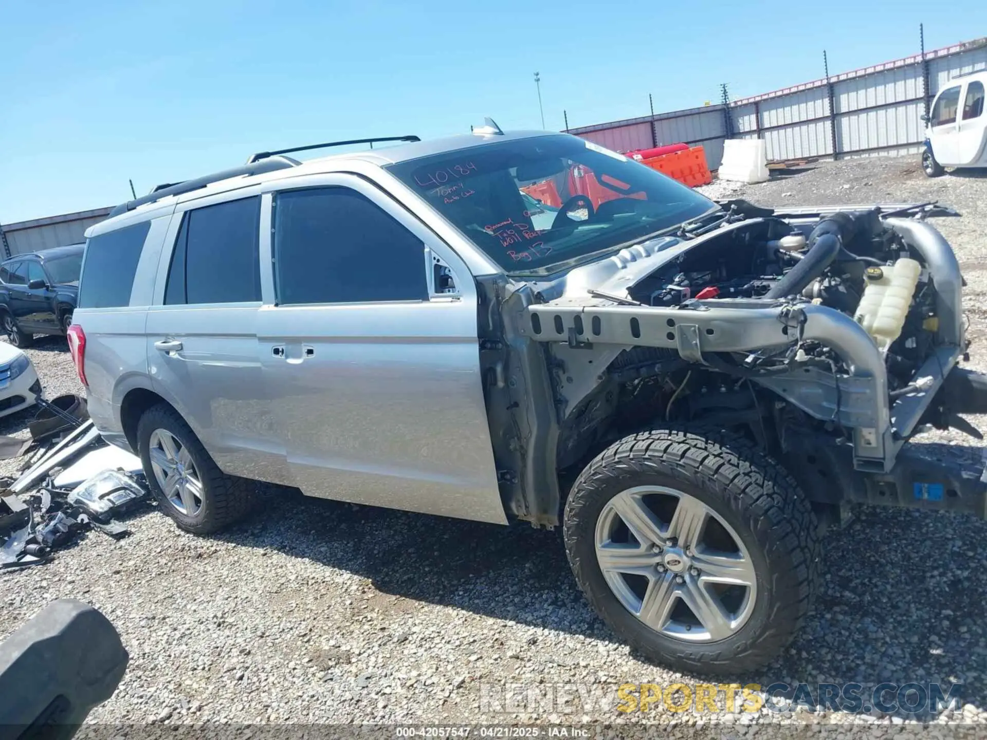 14 Photograph of a damaged car 1FMJU1HT9MEA33614 FORD EXPEDITION 2021