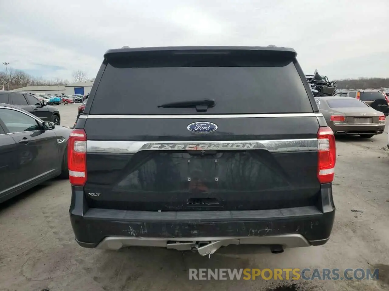 6 Photograph of a damaged car 1FMJU1HT9MEA35301 FORD EXPEDITION 2021