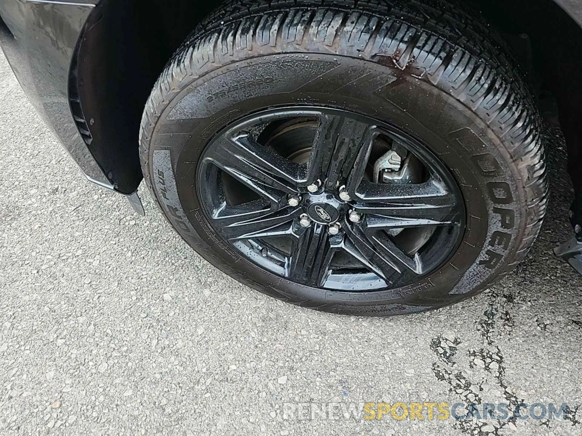 5 Photograph of a damaged car 1FMJU1HTXMEA37462 FORD EXPEDITION 2021